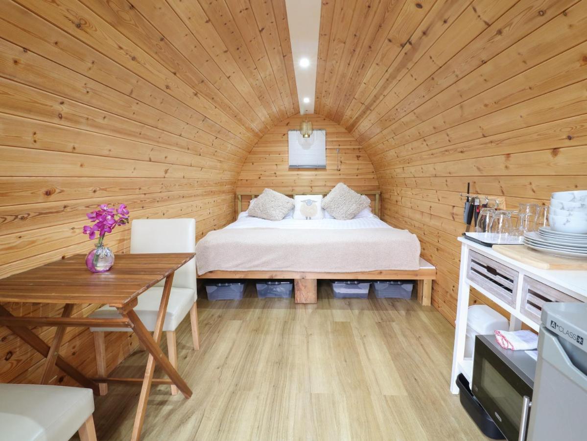 The Pod At Bank House Farm Villa Stafford Eksteriør bilde